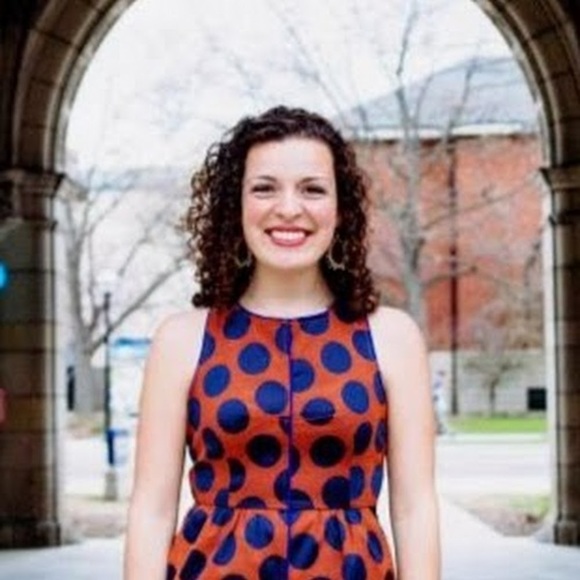 Meet your Posher, Isabella - Picture 1 of 1